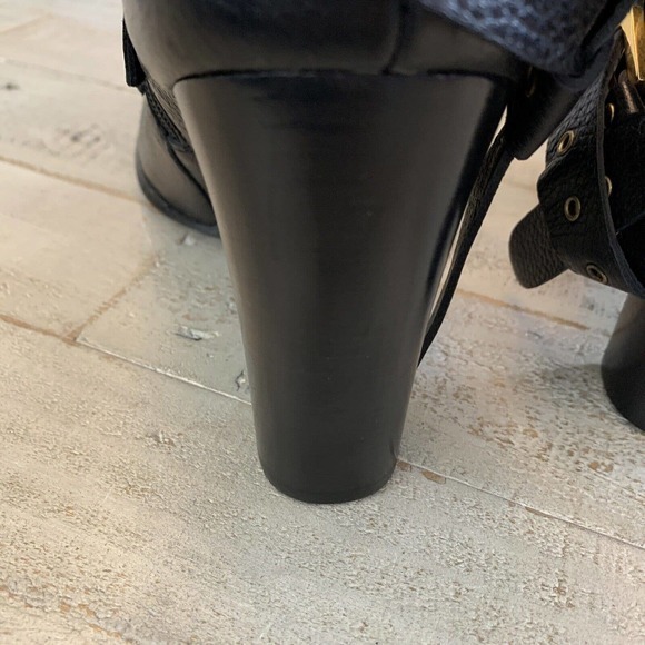 Italian Leather A. Testoni Ankle Boots Black Booties Heeled Buckle Sz 40 US 8.5 - Picture 7 of 9